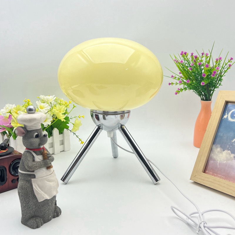 โคมไฟตั้งโต๊ะทรงเห็ดแก้วสไตล์  - Lighting Decor Bedroom บทวิจารณ์และราคา